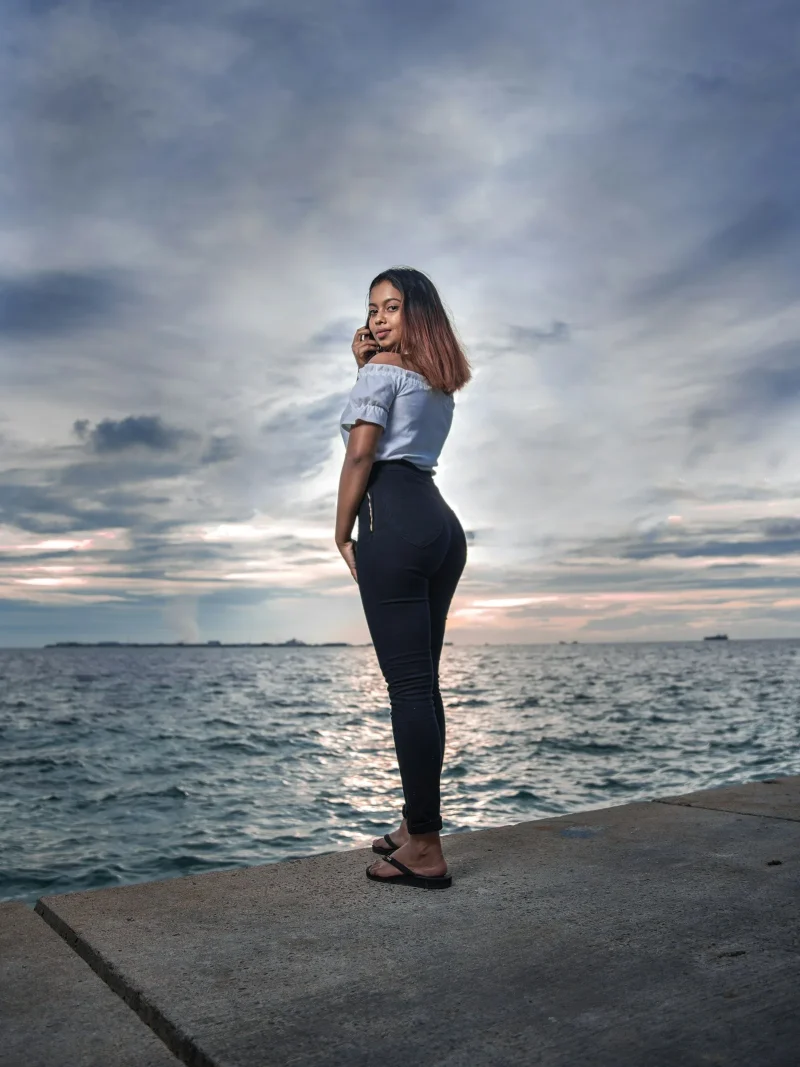 Velora Flare Navy Leggings — 2 Velora Flare Navy Leggings — modest navy flare leggings, look 2