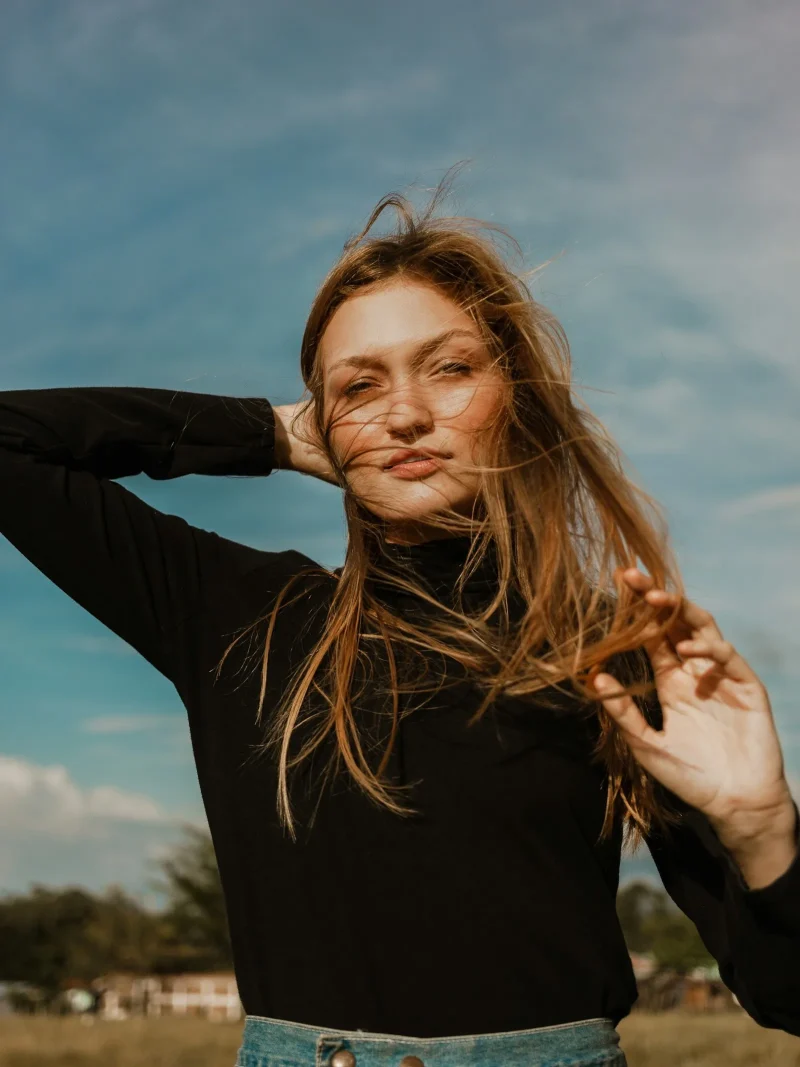 Velora Flex Long Sleeves Black T-shirt — 3 Velora Flex Long Sleeves Black T-shirt — modest black long-sleeve top, look 3