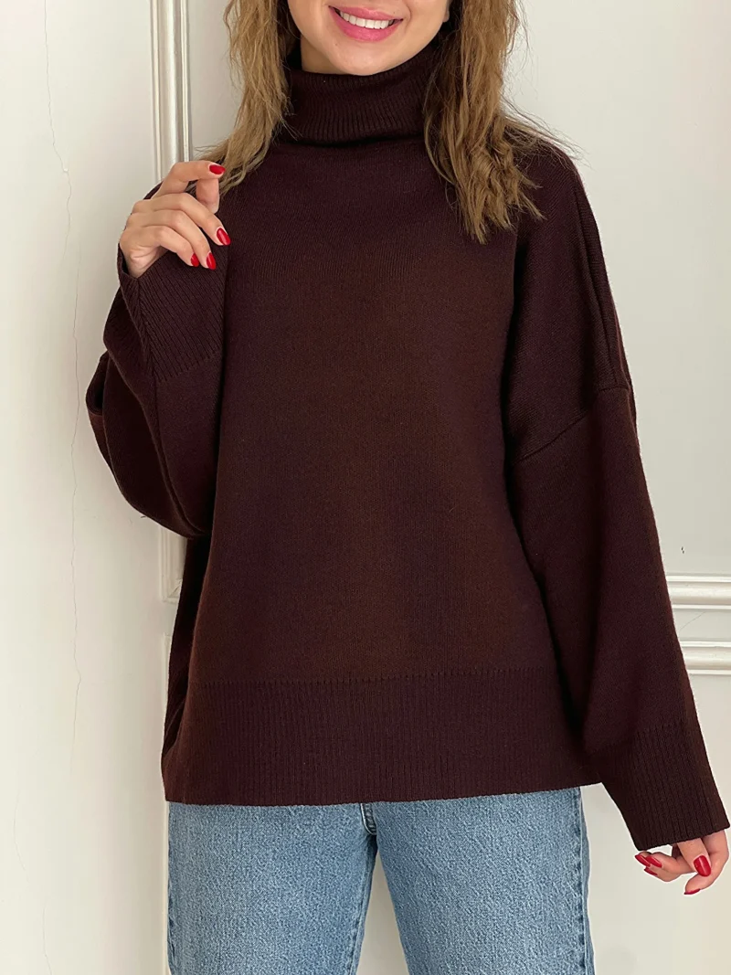 Velora Flex Long Sleeves Burgundy T-shirt — modest burgundy long-sleeve top, look 1