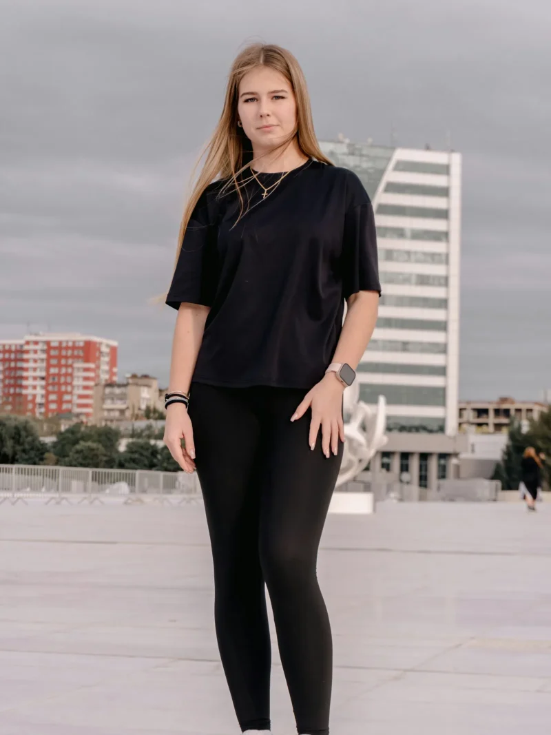 Velora Slim Black Leggings — modest black slim leggings, look 1